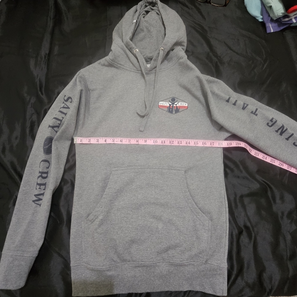 NWOT Salt Crew chasing tail hoodie size S